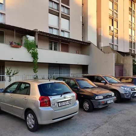 Linda Apartment
